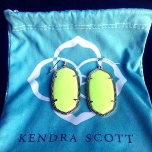 Kendra Scott Danielle Gold Statement Earrings